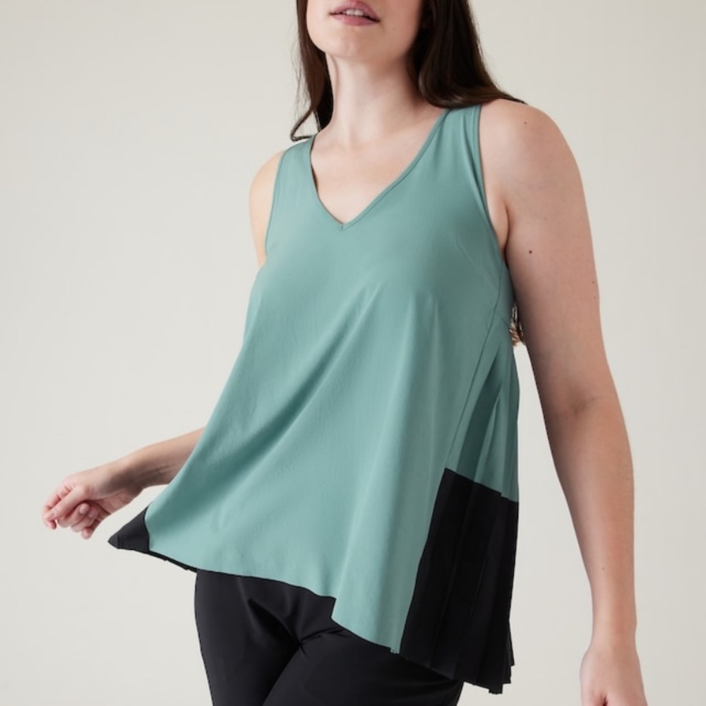 Athleta Swing Forward Tank
